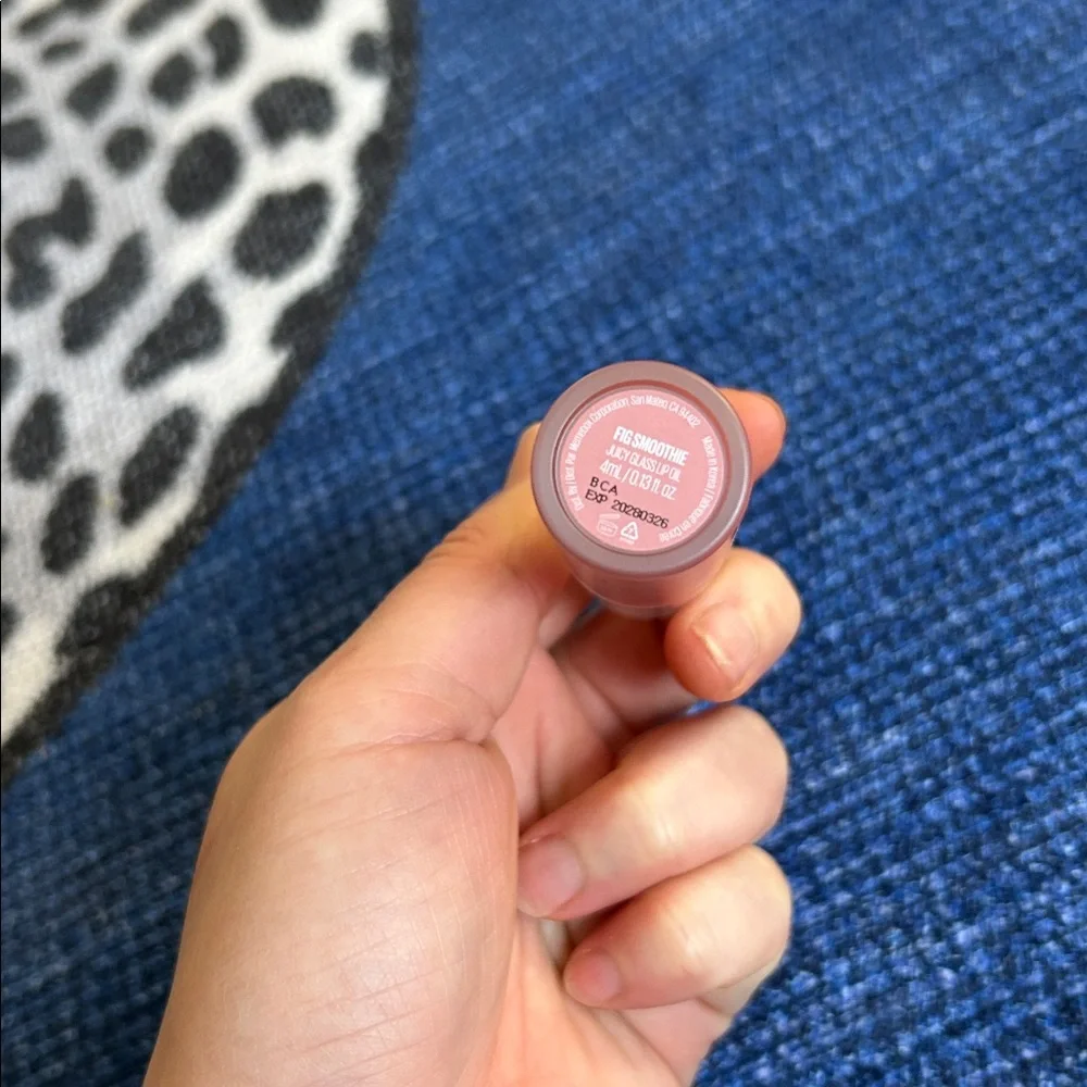 5 pc for beautiful lips bundle.